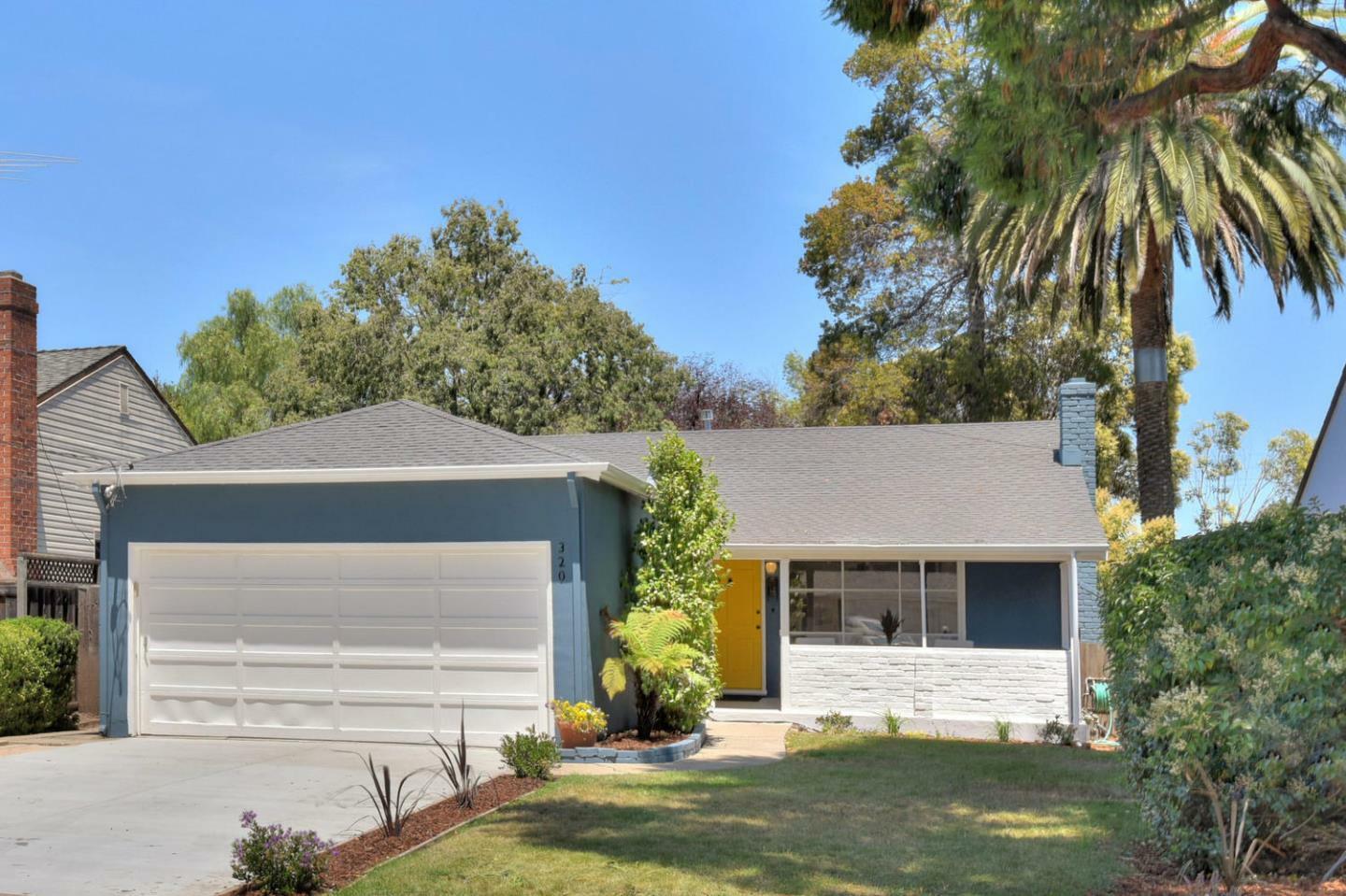 Property Photo:  320 Chester Street  CA 94025 