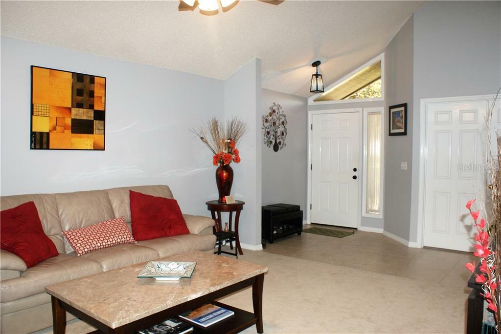 Property Photo:  287 W Sabal Palm Place  FL 32779 