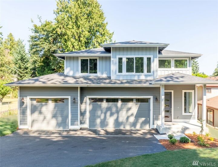 20424 Des Moines Memorial Dr S  Seatac WA 98198 photo