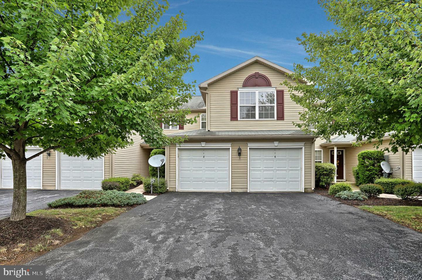 Property Photo: 118 Oriole Court PA 17036