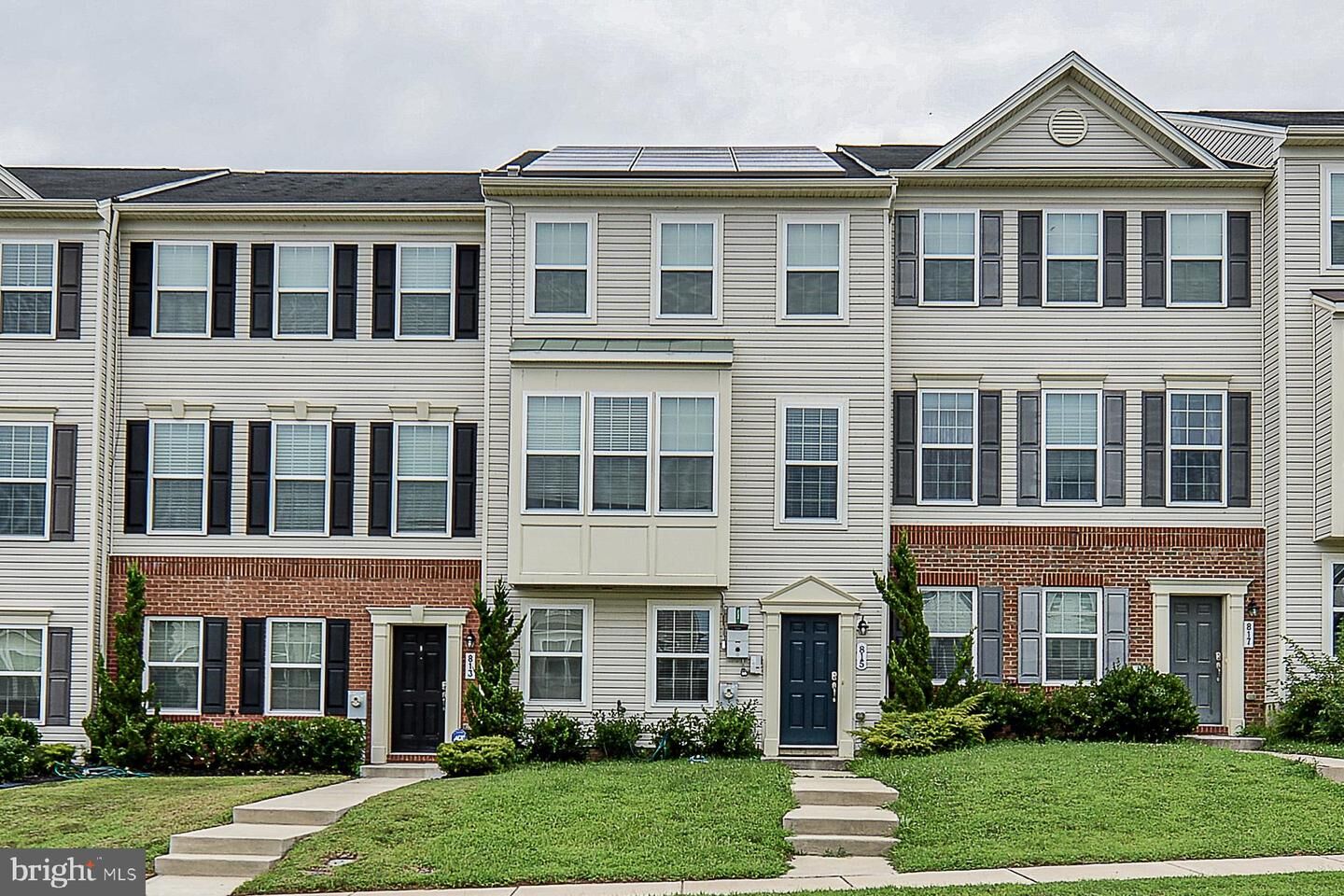 Property Photo:  815 Wingsail Court  MD 21085 