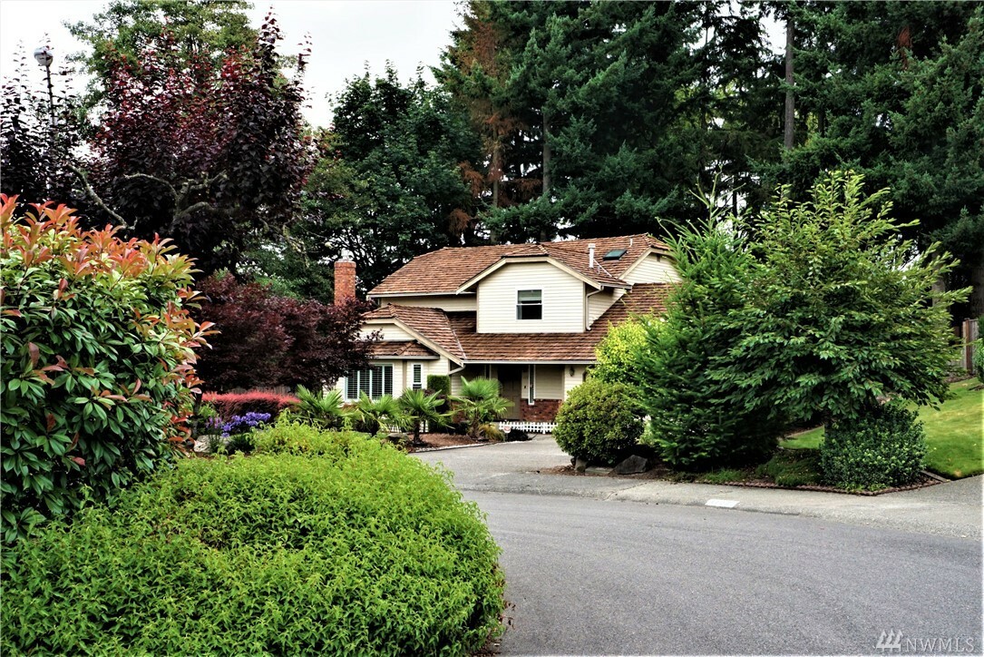 Property Photo:  1124 SW 322nd St  WA 98023 