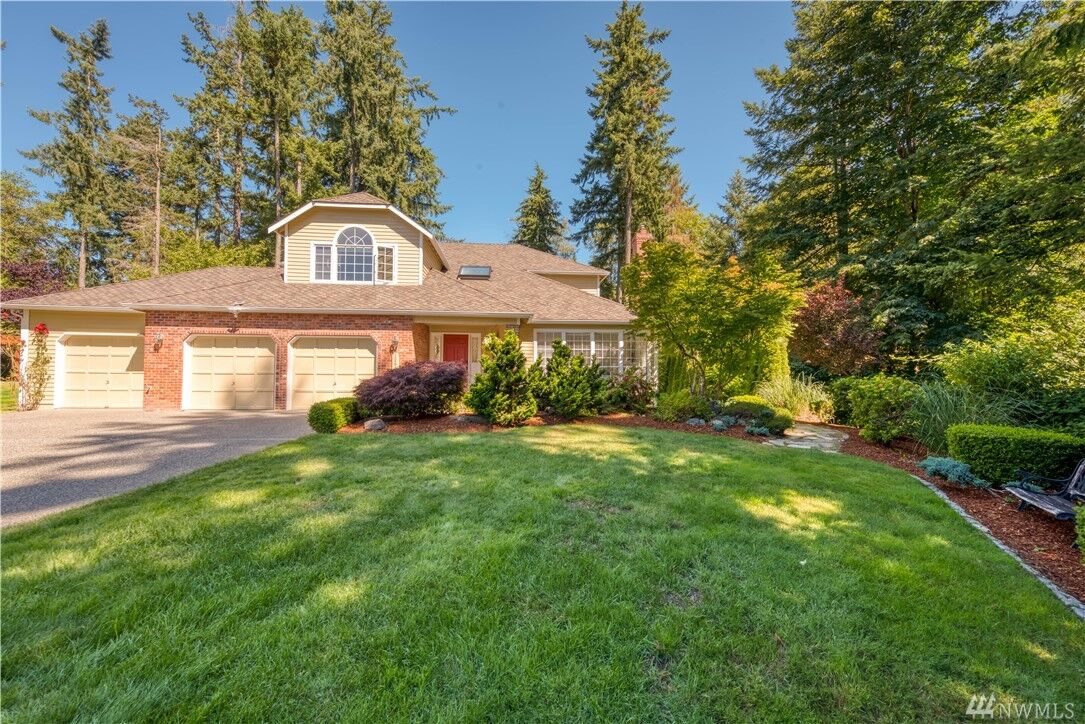 Property Photo: 12615 49th Ave W WA 98275