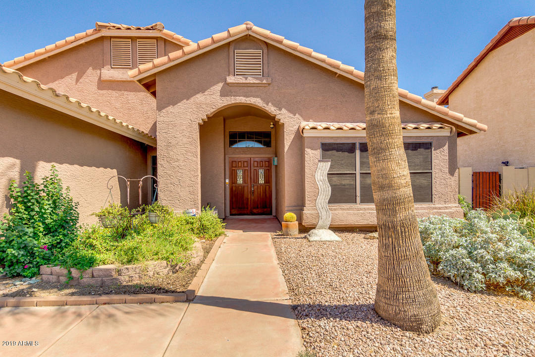 Property Photo:  3226 E Redwood Lane  AZ 85048 