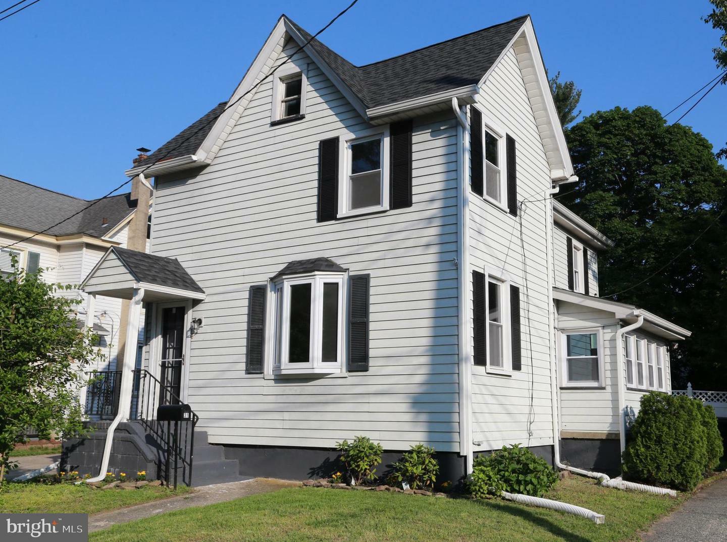 Property Photo:  31 Myrtle Avenue  NJ 08071 