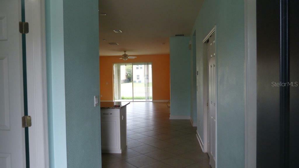 Property Photo: 10425 Flagstaff Falls Avenue FL 33578
