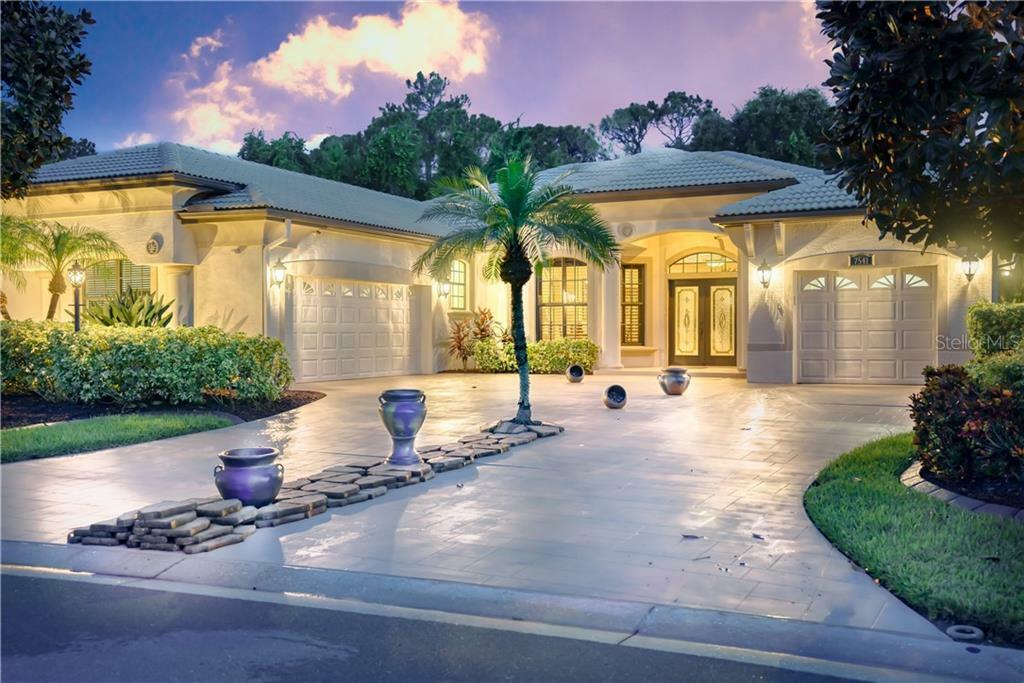 Property Photo:  7541 Palmer Glen Circle  FL 34240 