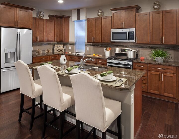 Property Photo: 4527 Riverfront Blvd 314 WA 98203