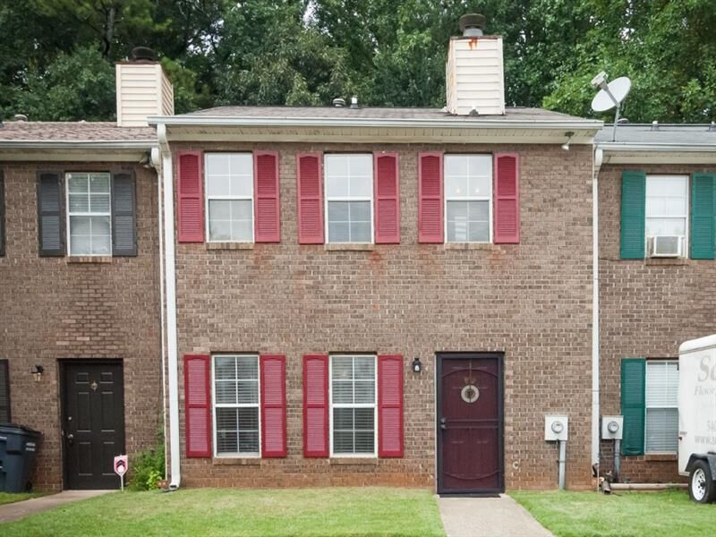 Property Photo: 895 Joseph Club Drive SW 30126