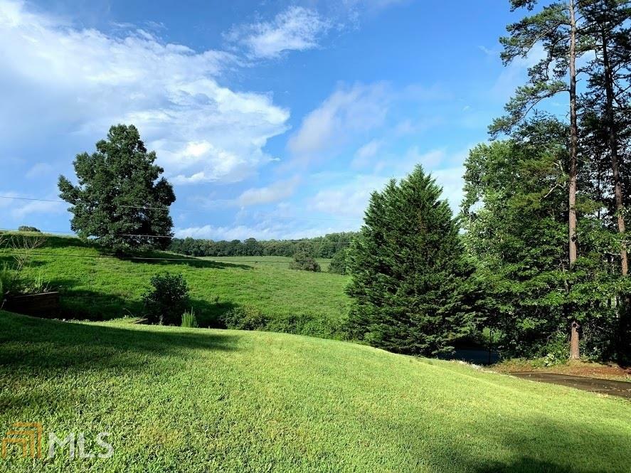 Property Photo:  342 Mill Creek Dr  GA 30534 