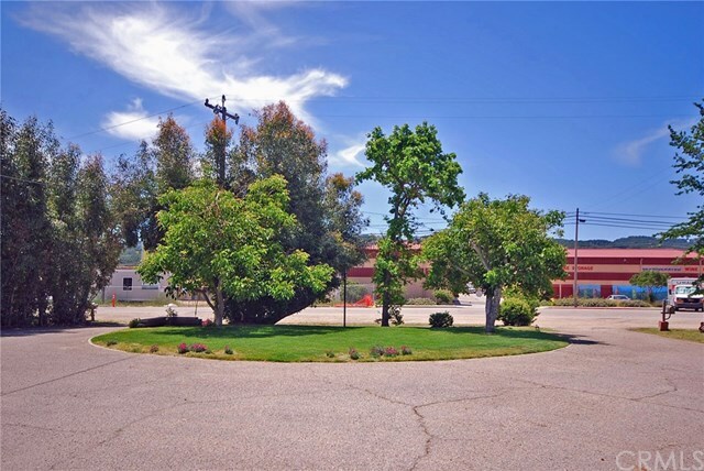 Property Photo:  1745 El Camino Real  CA 93422 