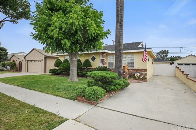 Property Photo:  3701 W 181 Street  CA 90504 