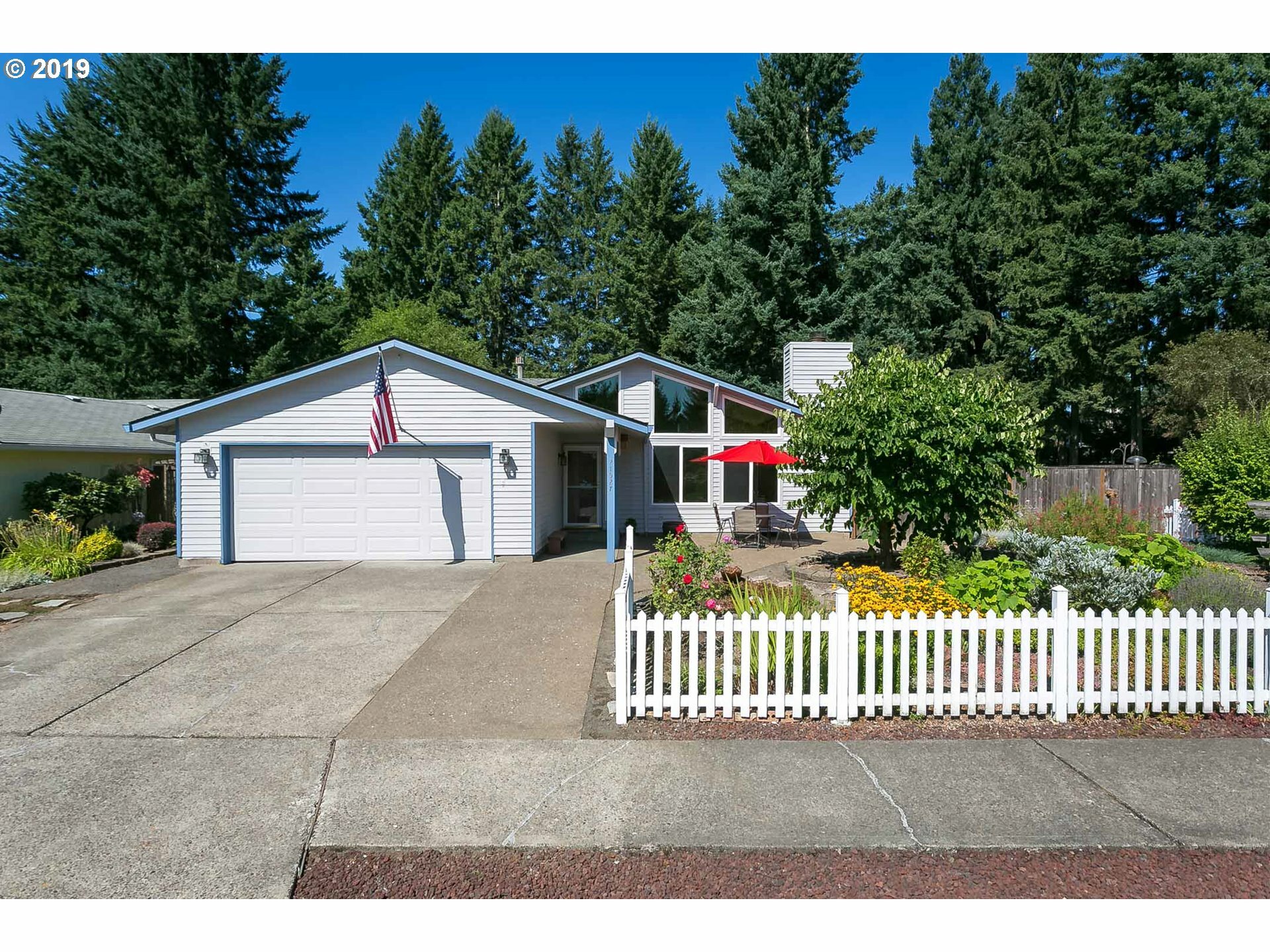 21527 SW Martinazzi Ave  Tualatin OR 97062 photo