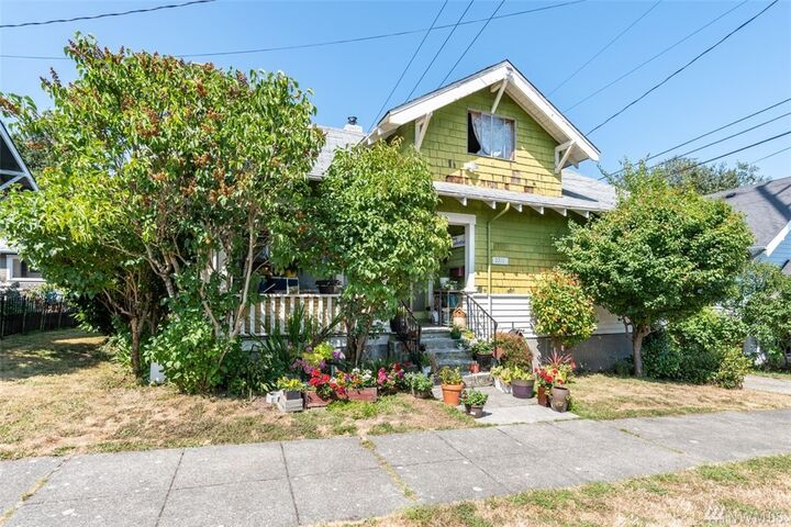 Property Photo:  2711 N 17th St  WA 98406 