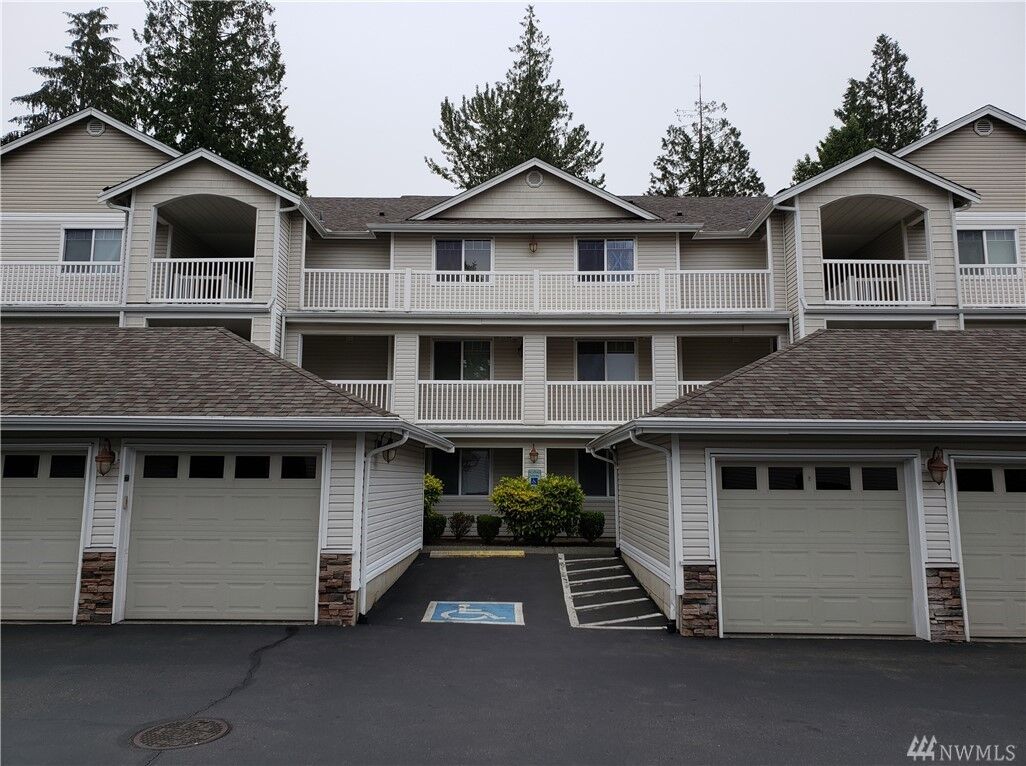 Property Photo:  15611 18th Ave W G103  WA 98087 