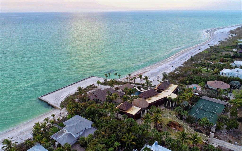 Property Photo: 6633 Gulf Of Mexico Drive FL 34228
