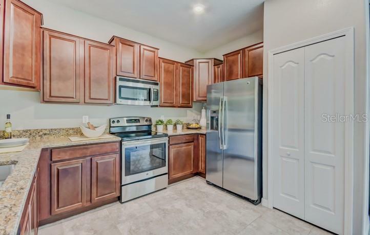 Property Photo:  3820 Cat Mint Street  FL 33619 