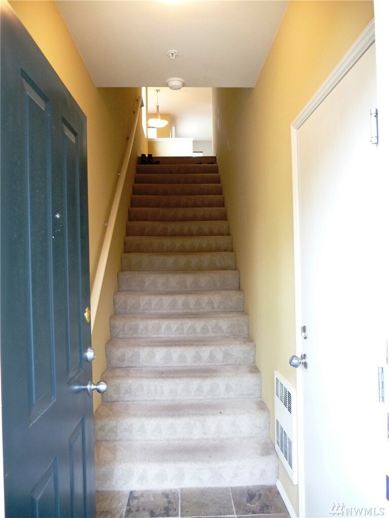 Property Photo:  723 241st Lane SE  WA 98074 