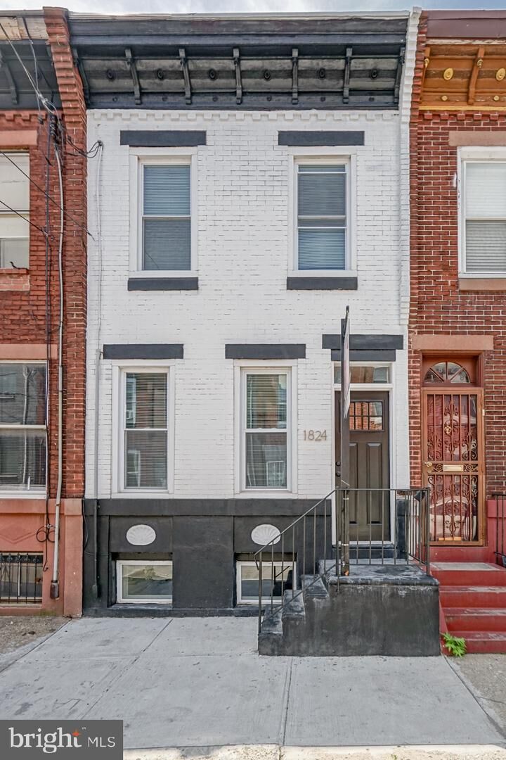 Property Photo:  1824 Mountain Street  PA 19145 