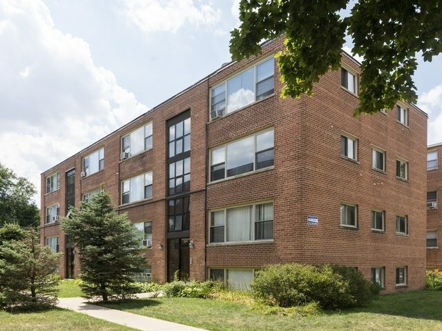 Property Photo:  2245 West Farwell Avenue 3B  IL 60645 