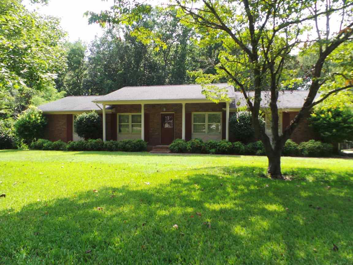 Property Photo:  311 Lakeshore Dr  SC 29341 