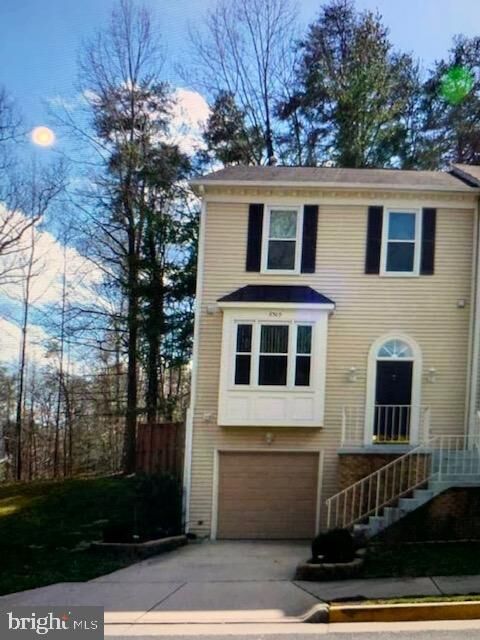 Property Photo:  8303 Ridge Crossing Lane  VA 22152 