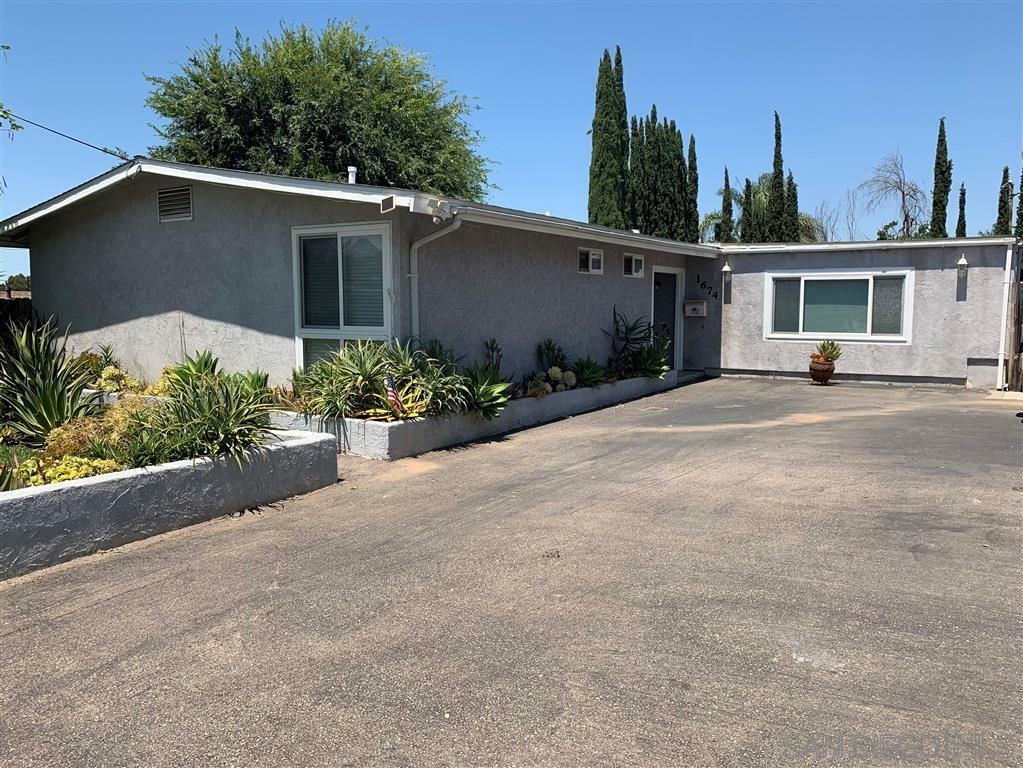 Property Photo:  1674 Bartram Way  CA 92019 