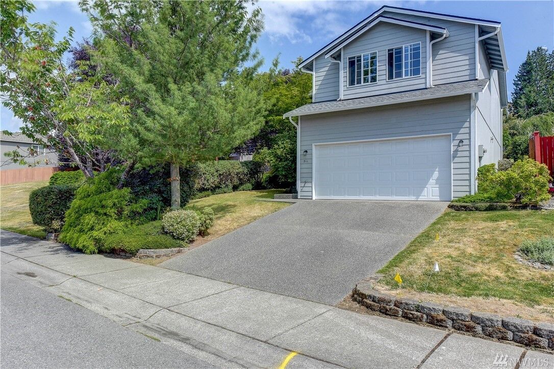 Property Photo:  311 81st Drive SE  WA 98258 