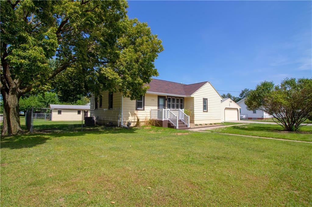 Property Photo:  2726 Raccoon Street  IA 50317 