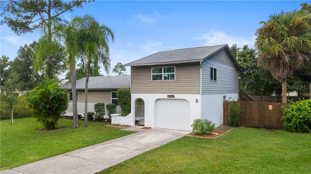 Property Photo:  21232 Wynyard Avenue  FL 33954 