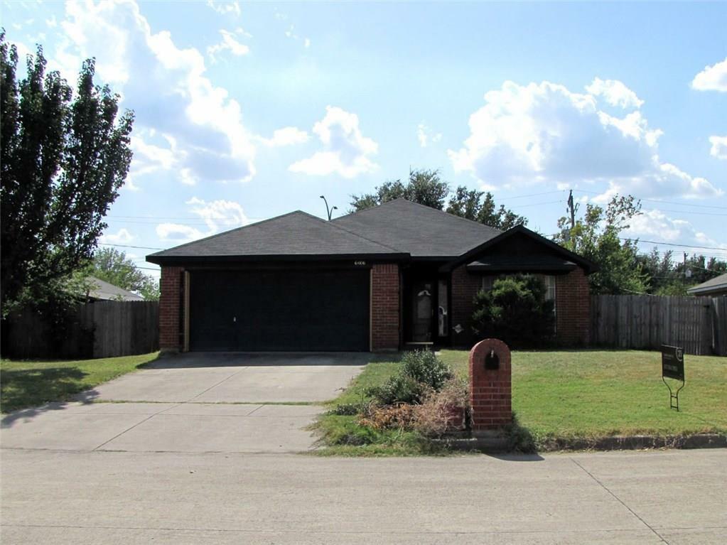 Property Photo:  6406 Brookgrove Court  TX 76018 