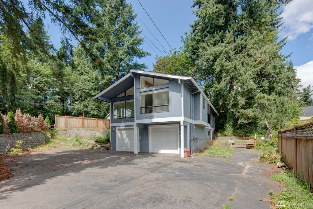 Property Photo: 9600 116th Ave NE WA 98033