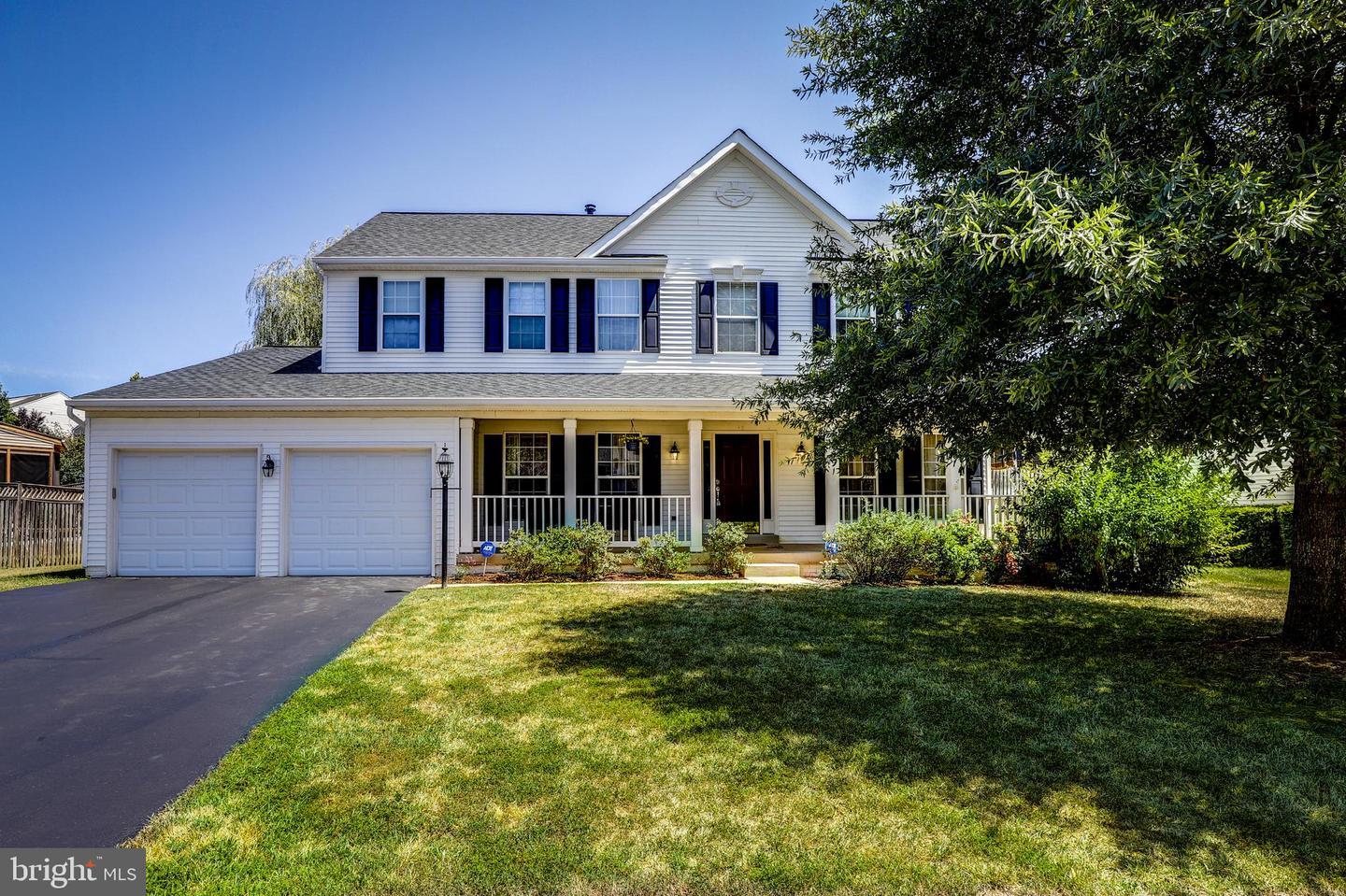 Property Photo: 8591 Rothbury Drive VA 20136