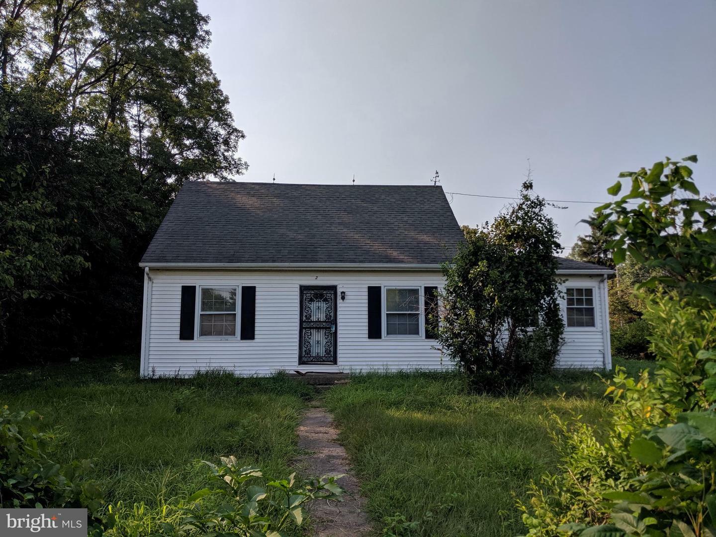 Property Photo:  102 Lincoln Drive  MD 21620 