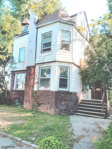 Property Photo: 113 Norman St NJ 07017