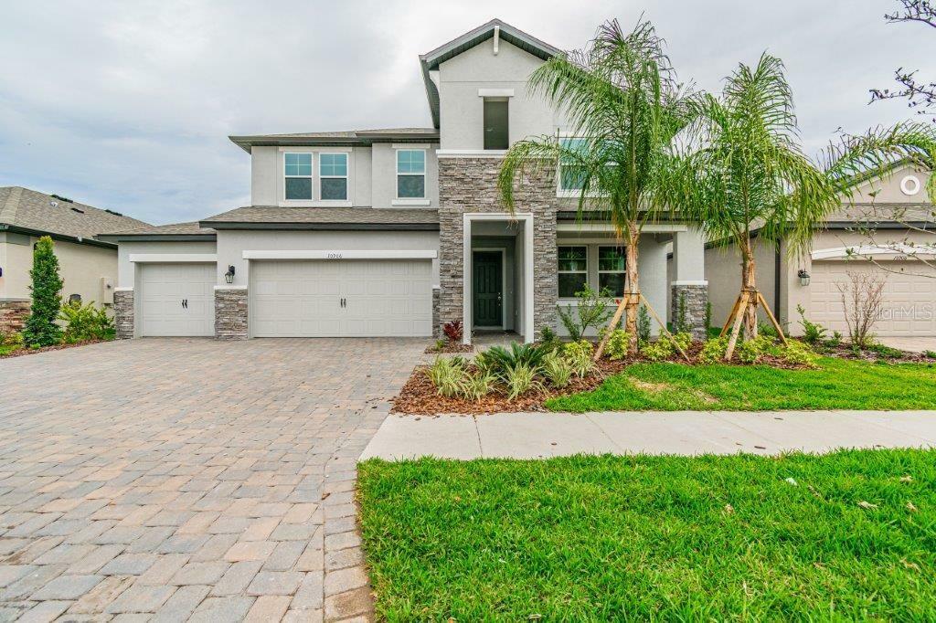 Property Photo: 10906 Sage Canyon Drive FL 33578