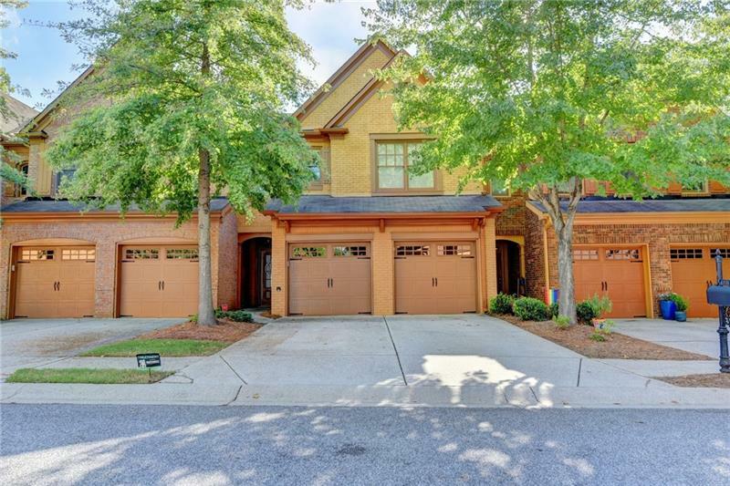 Property Photo: 4938 Berkeley Oak Circle 30092