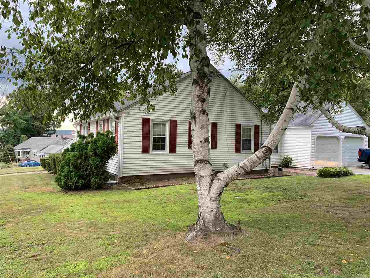 Property Photo:  412 Elm Street  NH 03275 