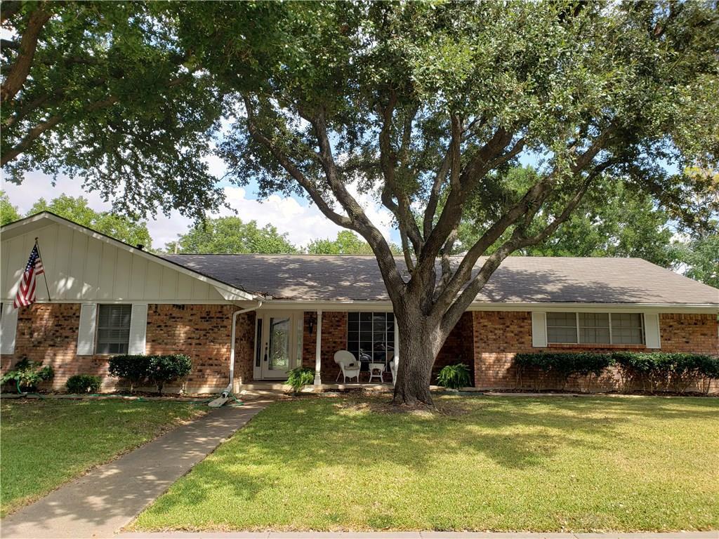 Property Photo:  3918 Kazak Street  TX 75041 