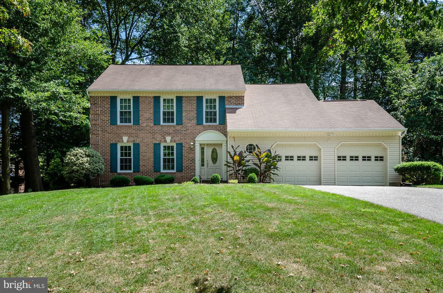 Property Photo:  8531 Autumn Rust Road  MD 21043 