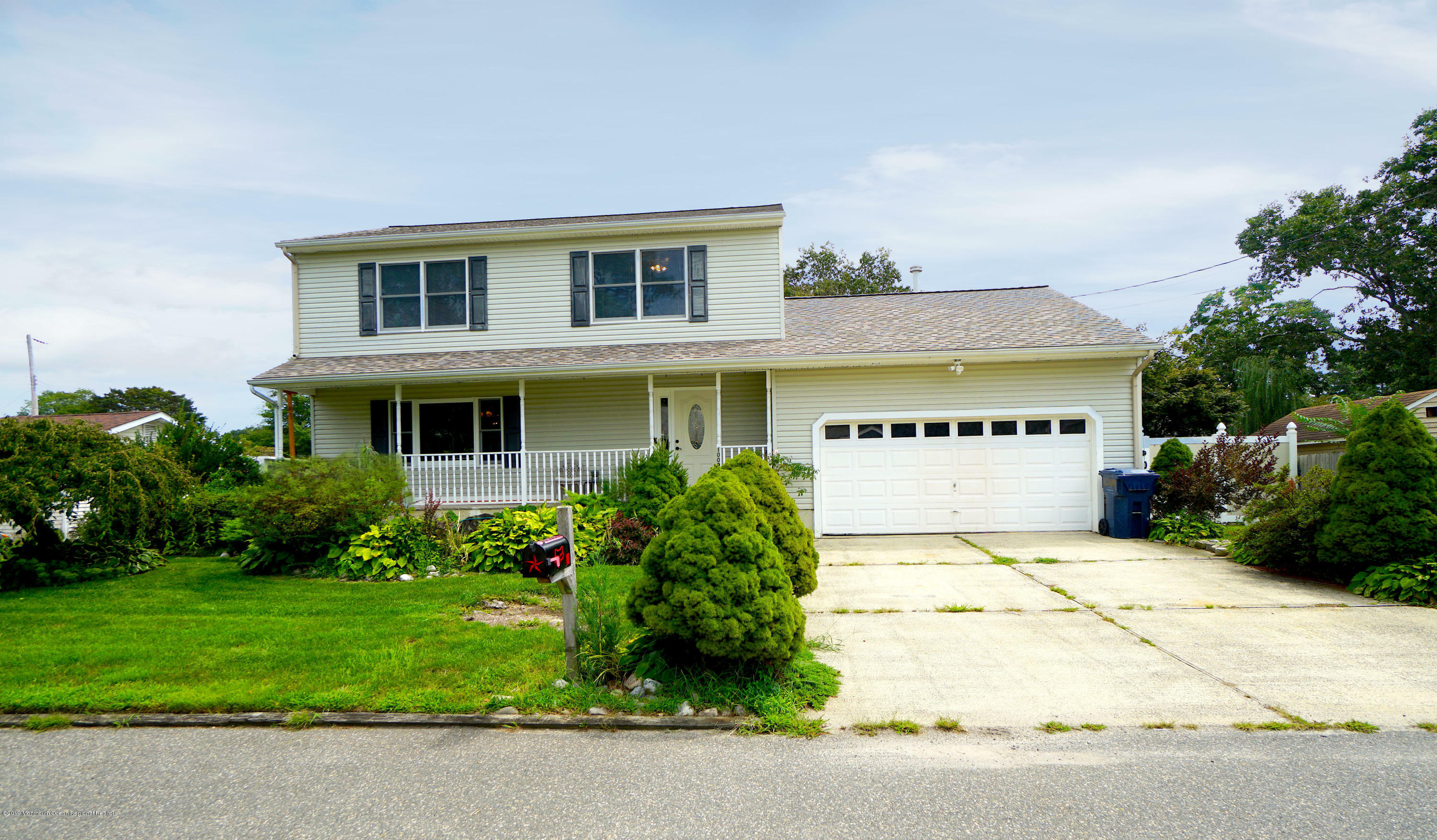 Property Photo:  1009 Beach Avenue  NJ 08722 