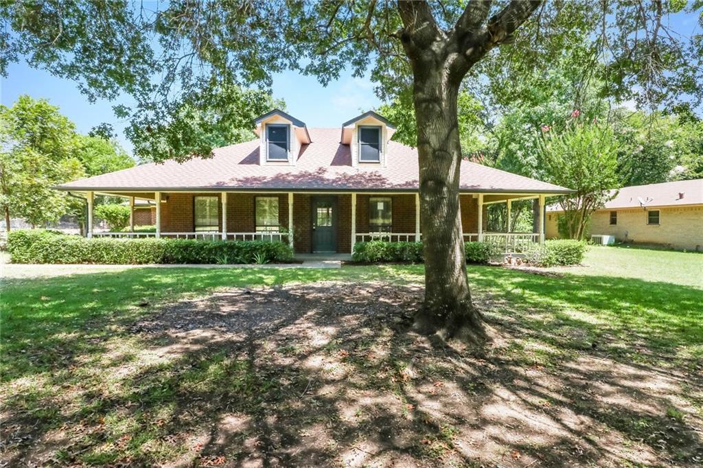 Property Photo: 244 Southwood Drive TX 75146
