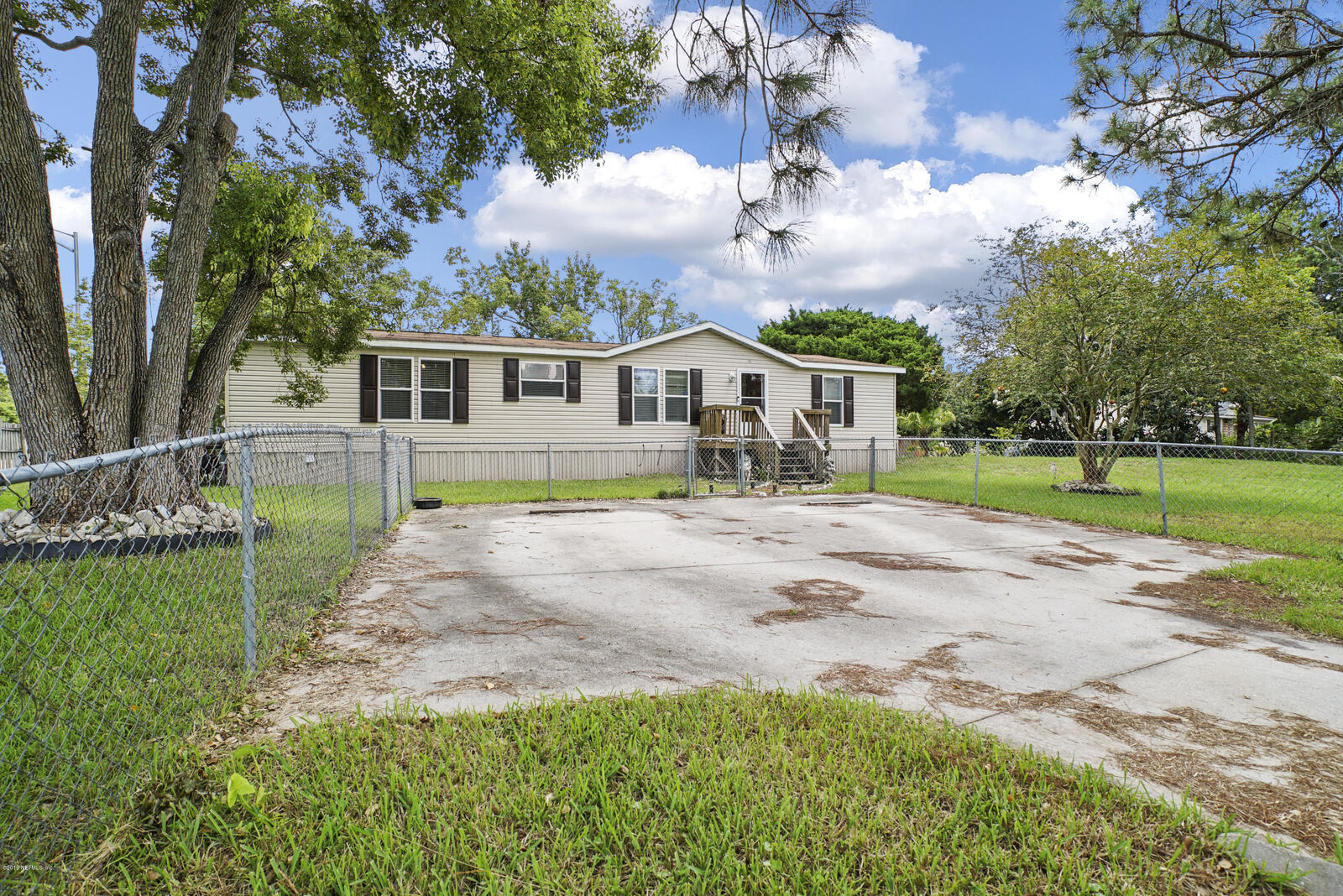 Property Photo:  3137 Hodges Boulevard  FL 32224 