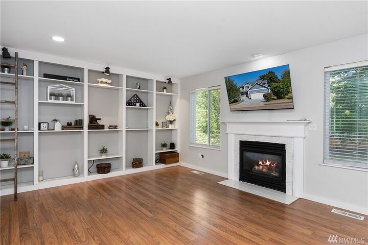 Property Photo: 329 Golden Pond St WA 98366