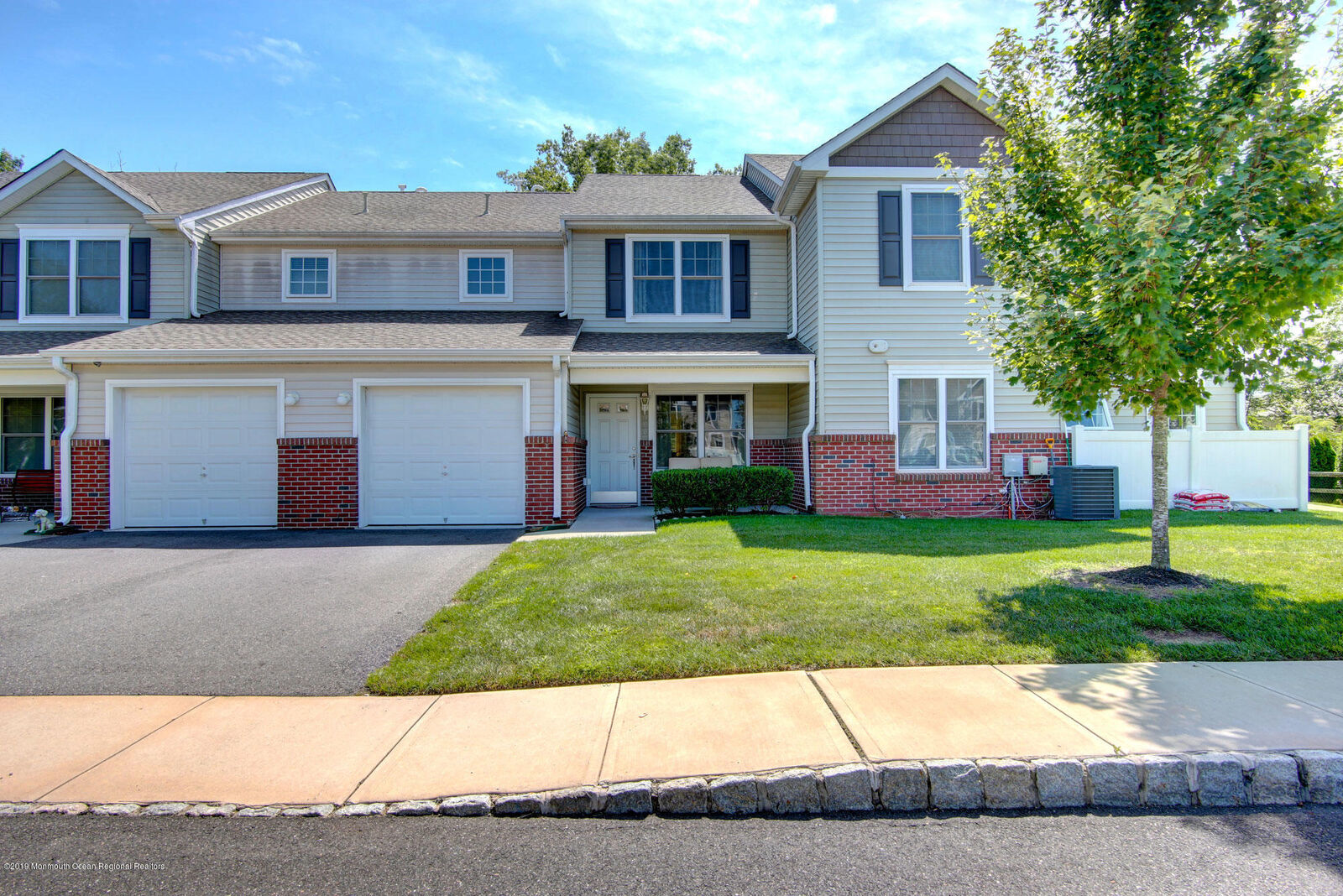 Property Photo: 306 Harvest Way NJ 08755