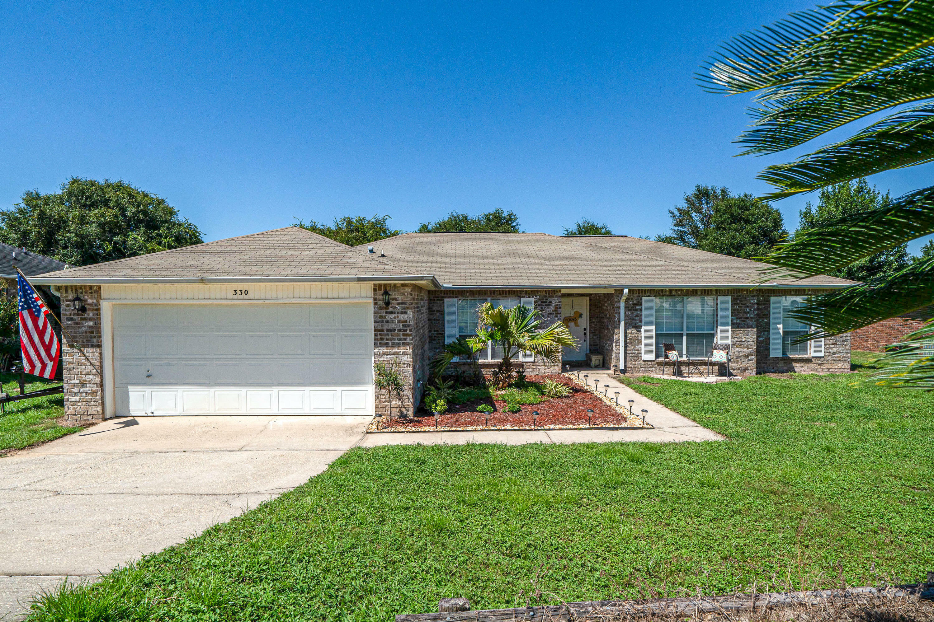 Property Photo:  330 Egan Drive  FL 32536 