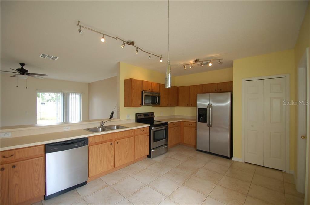 Property Photo:  219 Churchill Court  FL 34758 