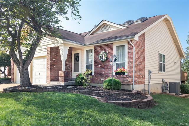 Property Photo: 1318 Stone Run Drive 63021