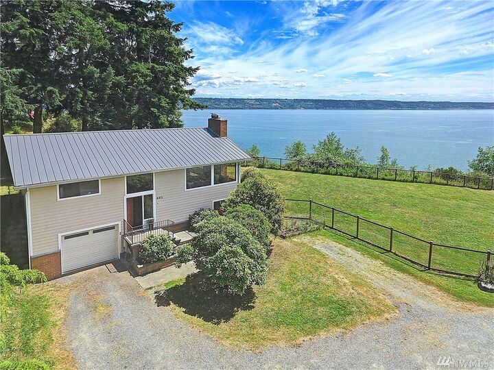 Property Photo: 4421 Glacier Pond Ln WA 98236