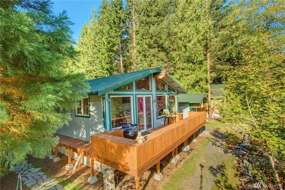 Property Photo:  44701 Fir Rd  WA 98251 